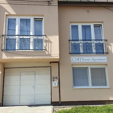 Chill House Апартаменти